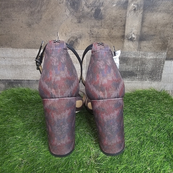 New Sam Edelman Yaro Brick Leather Block Heel Sandals - Picture 5 of 9